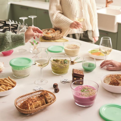 Салатник круглый с пластиковой крышкой 13,5 см Luminarc Eat & Joy, 800 мл (арт.V9348)
