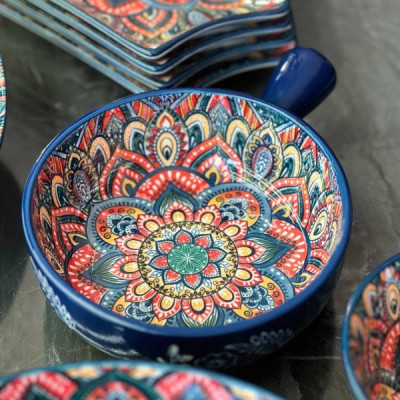 Салатник круглый с ручкой Olens Мальована 500 мл, керамика, синий (арт. 8030-454) Салатник круглый с ручкой Olens Мальована 500 мл, керамика, синий (арт. 8030-454)
